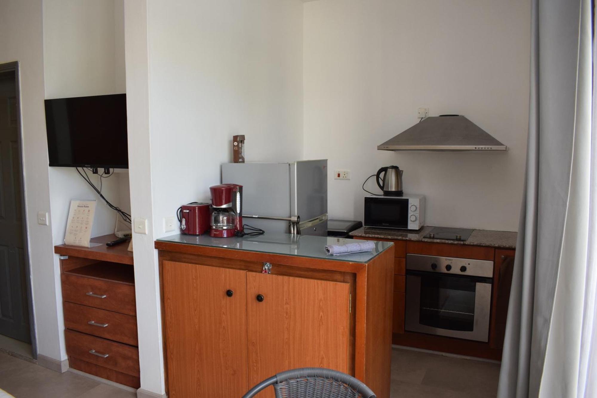 Ocean Drive Studio - Opposite The Beach Grand Baie Zewnętrze zdjęcie